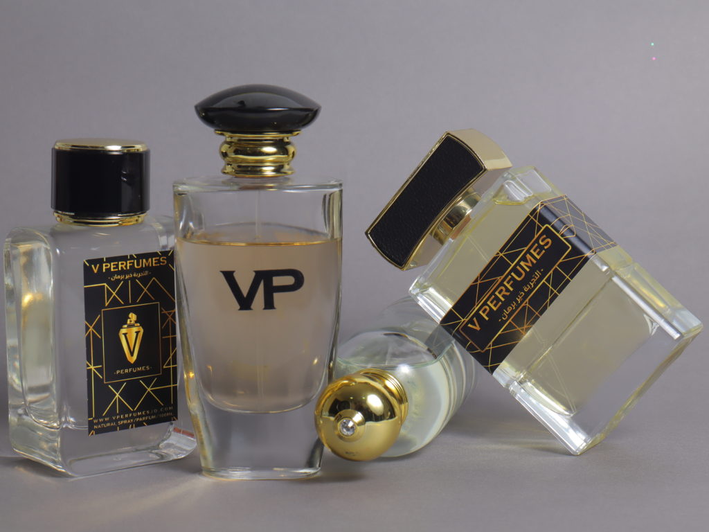 v perfumes bottles banner